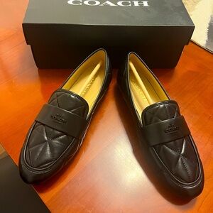 Brand new Coach quilted flats